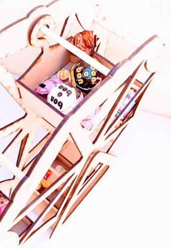Candy Bar Vuelta Al Mundo 41cm 4 Carritos - Mdf / Fibrofacil