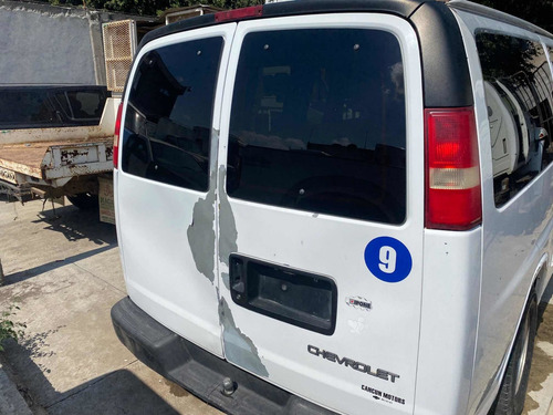 Imagen 6 de 12 de Chevrolet Express 15 Pasajeros