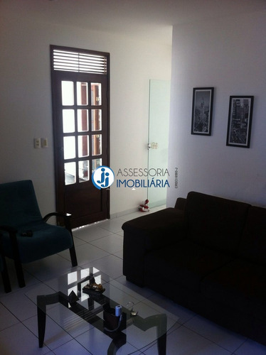 Imagem 9 de 19 de Venda De Casa Em Lagoa Nova, Com 4 Quartos, Sendo Dois Suítes, Em Ótima Localização. - Ca00074 - 32148118