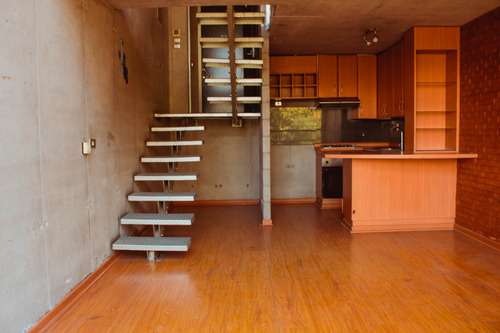 Duplex A Pasos De Plaza Ñuñoa, Irarrázaval, Metro Chile Espa