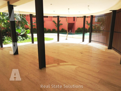 Departamento En Venta De 2 Recámaras, Arbolada By Cumbres, Avenida Huayacán, Cancún. Negociable