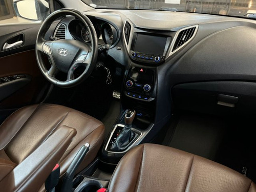 Hyundai HB20X HB20X 1.6 16V PREMIUM FLEX 4P AUTOMÁTICO