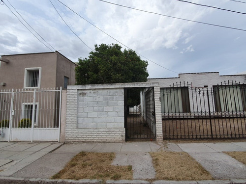 Imagen 2 de 15 de Casa En Venta En Ampliacion Margaritas