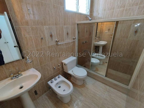 Hermosa Casa En Venta En La Unión, El Hatillo Lj 25-10885