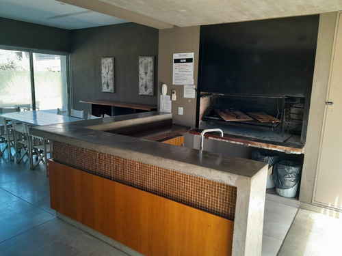 Departamento En Venta, 2 Dormitorios 2 Baños Cochera, Amenities