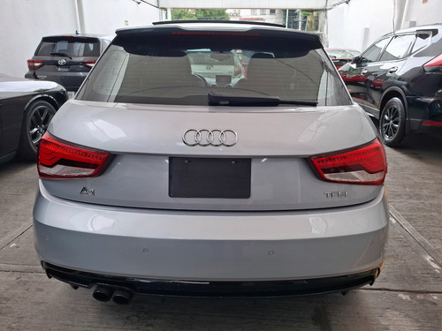 Audi A1 1.8 S- Line S-tronic Dsg