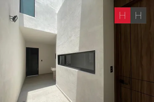 Casa En Venta En Lomas De Angelópolis.