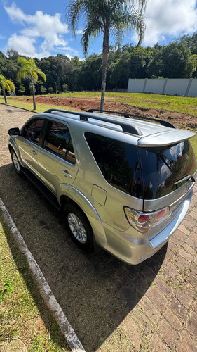 Toyota Hilux SW4 2.7 Sr 5l 4x2 Flex Aut. 5p