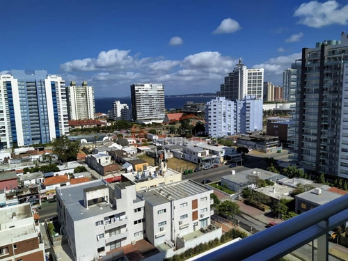 Apartamento En Venta Y Alquiler Temporal En Brava - Punta Del Este- Piso Alto- Ref: 26867
