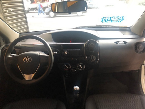 Etios X 1.3 Flex, Completo, 2017, Branco
