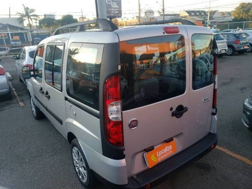 Imagem 6 de 9 de Fiat Doblò 1.8 Mpi Essence 7l 16v Flex 4p Manual