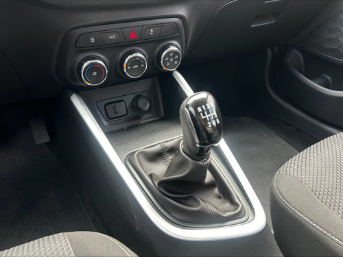 Chevrolet Onix plus 1.0 Lt 2 4P