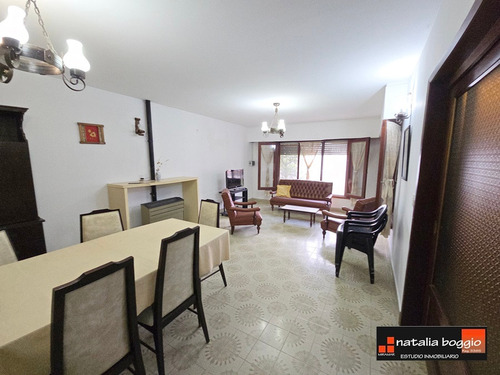 Mar Del Sur Chalet Dividido Con Gran Parque A 100 Mts Del Mar Usd 75.000 V 6366