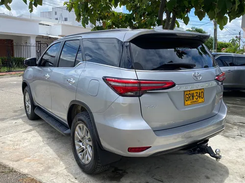 Toyota Fortuner 2.4 Diésel Srv 4X2
