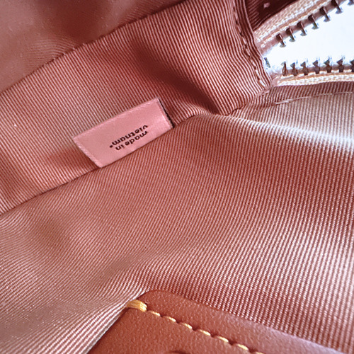 Bolsa Clutch Coach Cherry Heart Bag Color Crema