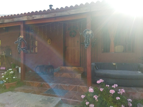 En Venta Casa Con Terreno De 1.030 Mts2, San José De Maipo
