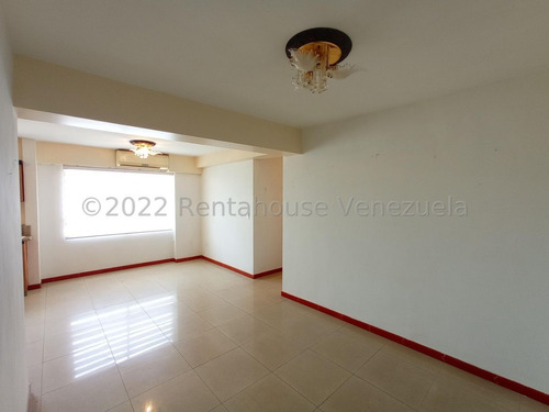 Imagen 29 de 30 de Apartamentod En Venta En Avenida Venezuela Zona Este, Barquisimeto, Lara #código Flex: 22-24888 # 0424 556 57 59 Monica C.