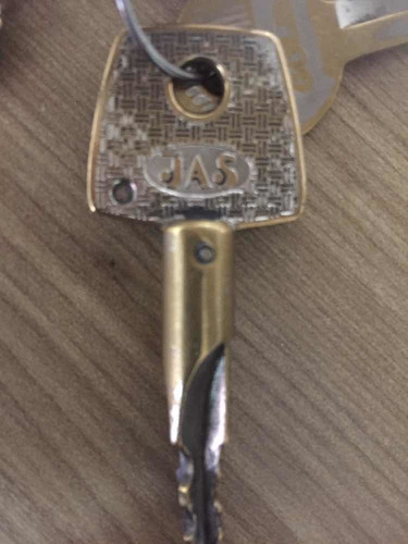 Imagem 2 de 3 de Serviço De Chaveiro
