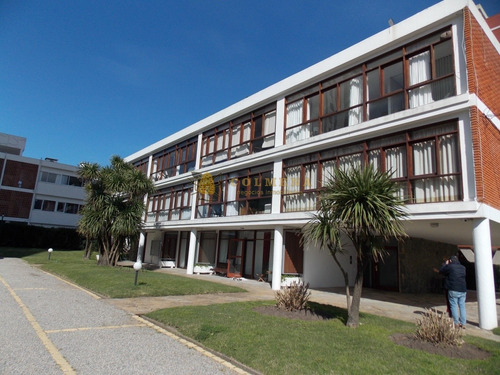 Lindo Departamento En Playa Brava! Consulte- Ref: 3612