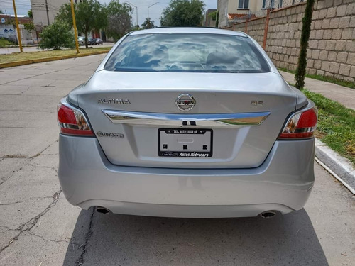 Imagen 5 de 9 de Nissan Altima 2015 3.5 Exclusive Mt