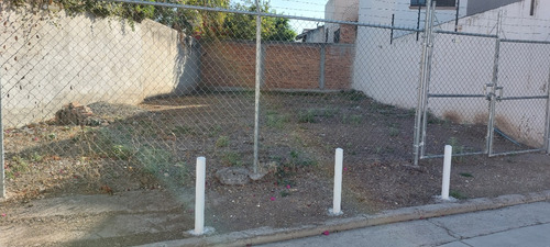 Terreno En Venta En Colonia Las Plazas, Irapuato, Gto.