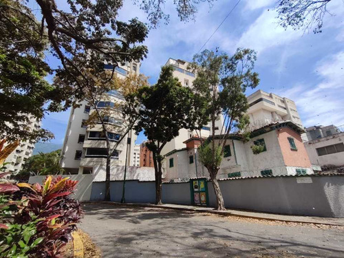 Casa Comercial En Venta 120000$. La Florida 400m2 Para Remodelar