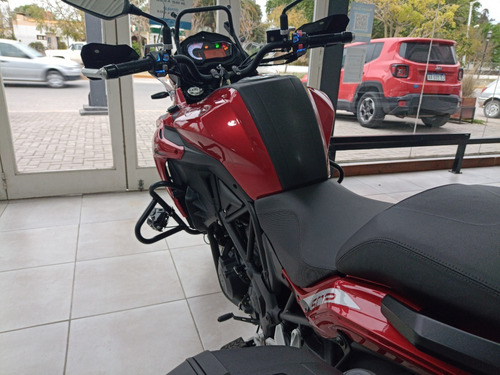 Imagen 10 de 15 de Benelli Trk 502