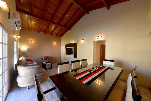 Venta Casa 4 Amb Pileta Lomas Del Mirador Renovada