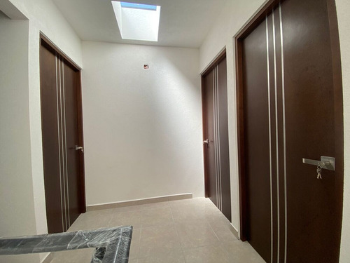 Imagen 4 de 8 de Casa En Venta Pachuquilla, Fracc. Minerales