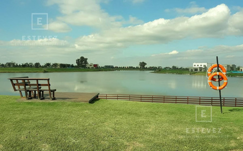 Casa Estilo Campo En Barrio Cerrado San Matias Area 4 Con Vista A Campo Con Caballos
