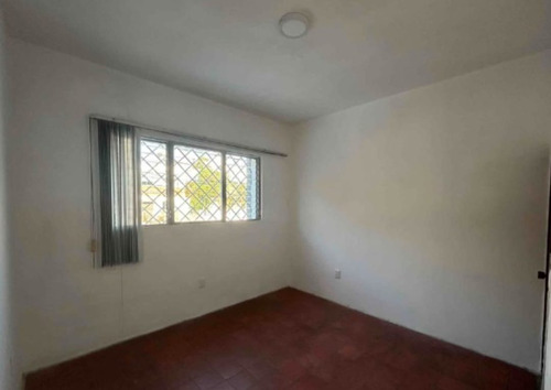Casan En Venta, Remate Bancario En C. Francisco C. Morales, Echeverria, Guadalajara, Jal. Arf