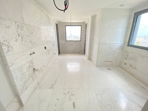 Los Cacicazgos: Espectacular Apartamento Nuevo En Venta - Impresionante Vista Al Mar Y La Ciudad Piso 14, Área De Bar And Lounge, Piscina Gimnasio Área Infantil Salón Multiusos Cine