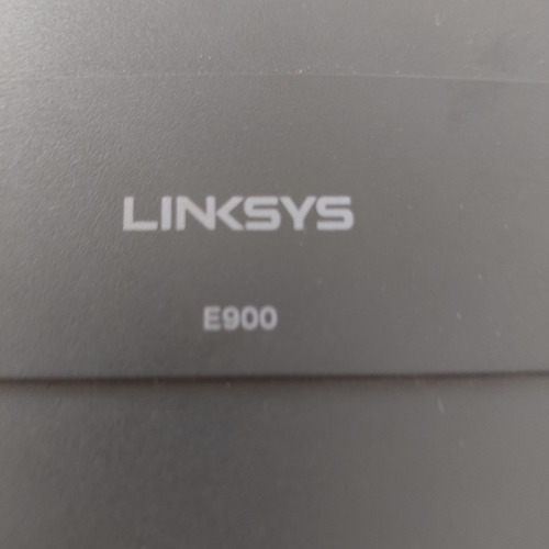 Router Linksys E900 