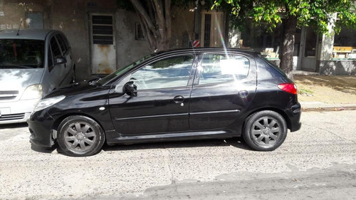 Peugeot 207 1.9 Sedan Xs 2010