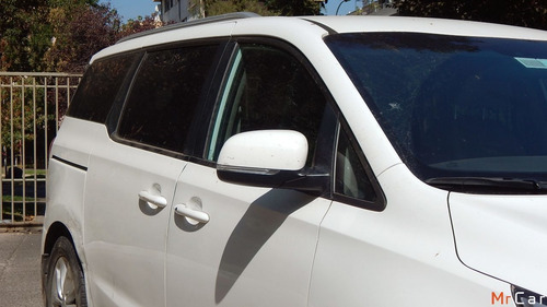 Kia Grand Carnival Ex 2016