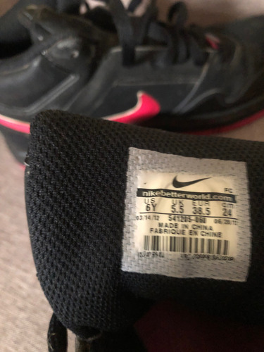 Zapatillas Nike Mujer,bota,negra,con Charol Y Pipa Fucsia (Usado)
