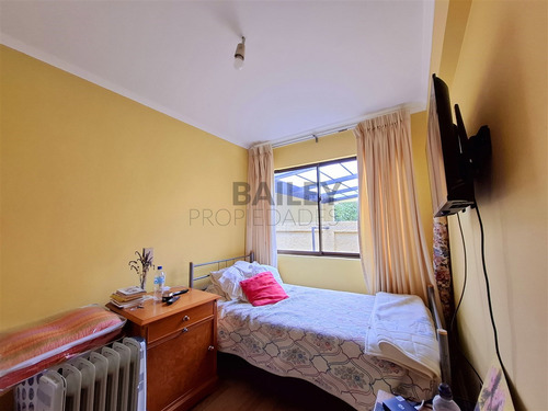 Venta De Casa De 4 Dorm. Bosques De Montemar En Concón