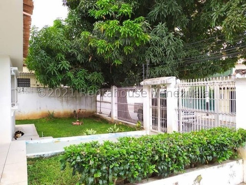 Imagen 9 de 17 de Freddy Camacaro Rentahouse, Casa Quinta En Venta En Los Nísperos 22-10335