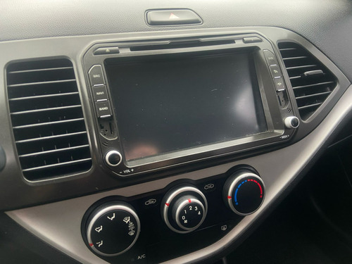Kia Picanto 1.0 EX 12V FLEX 4P AUTOMÁTICO