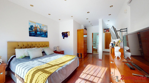 Casa En Venta En Vélez Sarsfield, Monte Castro, Cochera Fondo Terraza