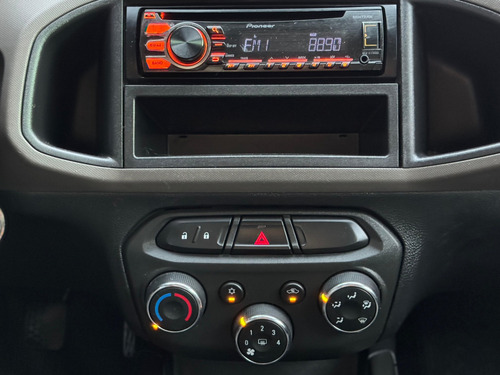Chevrolet Prisma 1.0 MPFI LT 8V FLEX 4P MANUAL