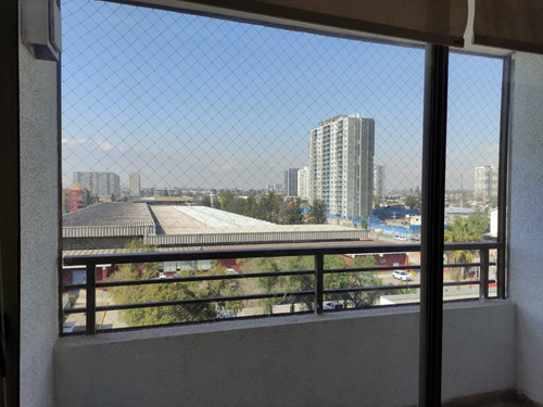 Se Arrienda Espacioso Departamento En Excelente Ubicación
