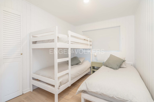 Venta Casa En Centro De Cachagua Con Vista A Mar