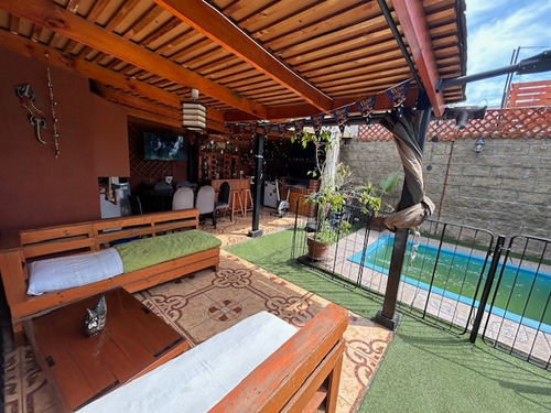 Se Vende Cómoda Casa Uf 3.990 ,valle Lo Campino, Quilicura