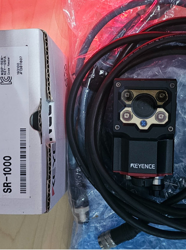 Keyence Sr-1000 Lector 2d Incluye Cables De Red Y Power.