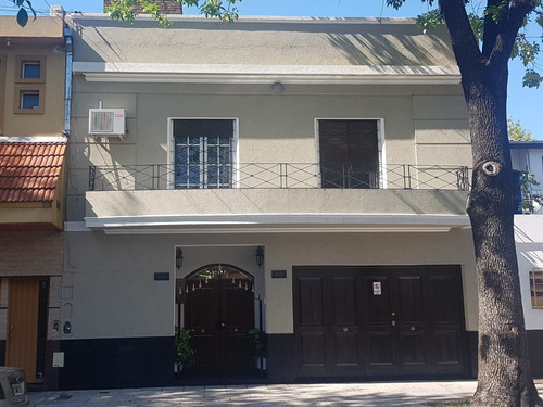 Casa En Venta En Parque Avellaneda
