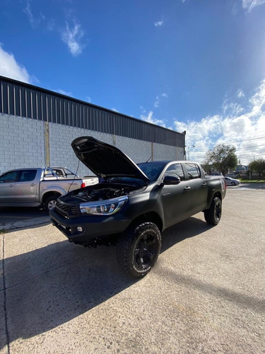 Toyota Hilux Srx 2.8 2018 At