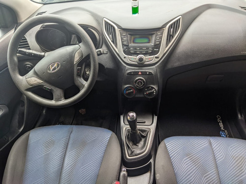 Imagem 5 de 15 de Hyndai Hb20 Comfort 1.6