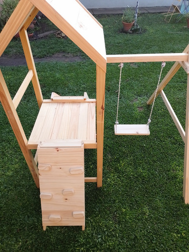 Mangrullo Begve En Madera Una Hamaca Madera