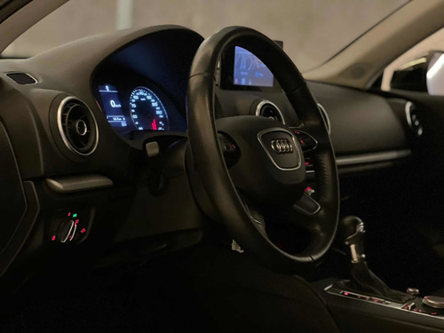 Imagem 4 de 14 de Audi A3 Sedan 1.4 Tfsi Attraction 2015 98.000km Com Couro